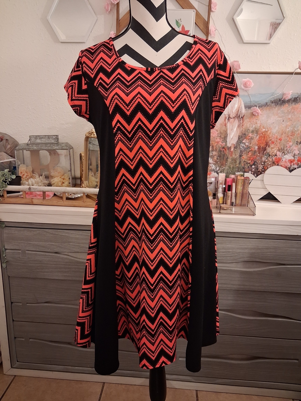 MYTH Colorblock Chevron Zig Zag Print Short Sleeve Dress
